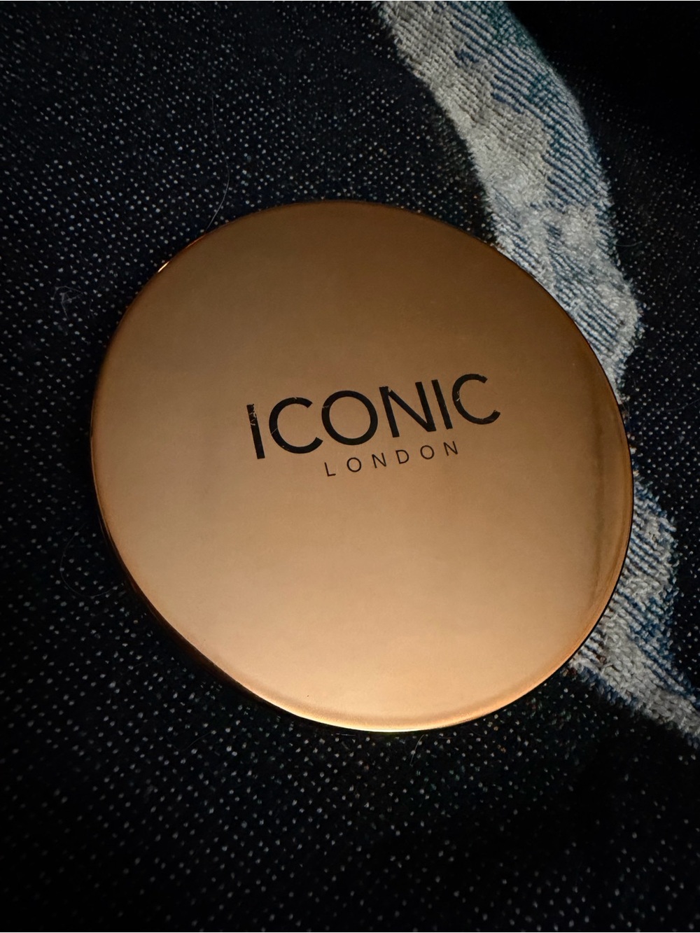 ICONIC Ultimate Bronzing Powder - Picture 2 of 3